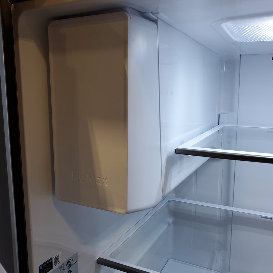 Samsung Bespoke AI Counter-Depth Sphere Ice 26-cu ft 36-in Wide French Door Refrigerator with Dual Ice Maker ( Fingerprint Resistant Stainless Steel ) ENERGY STAR Certified RF70F27SER - Scratch & Dent (Moderate)
