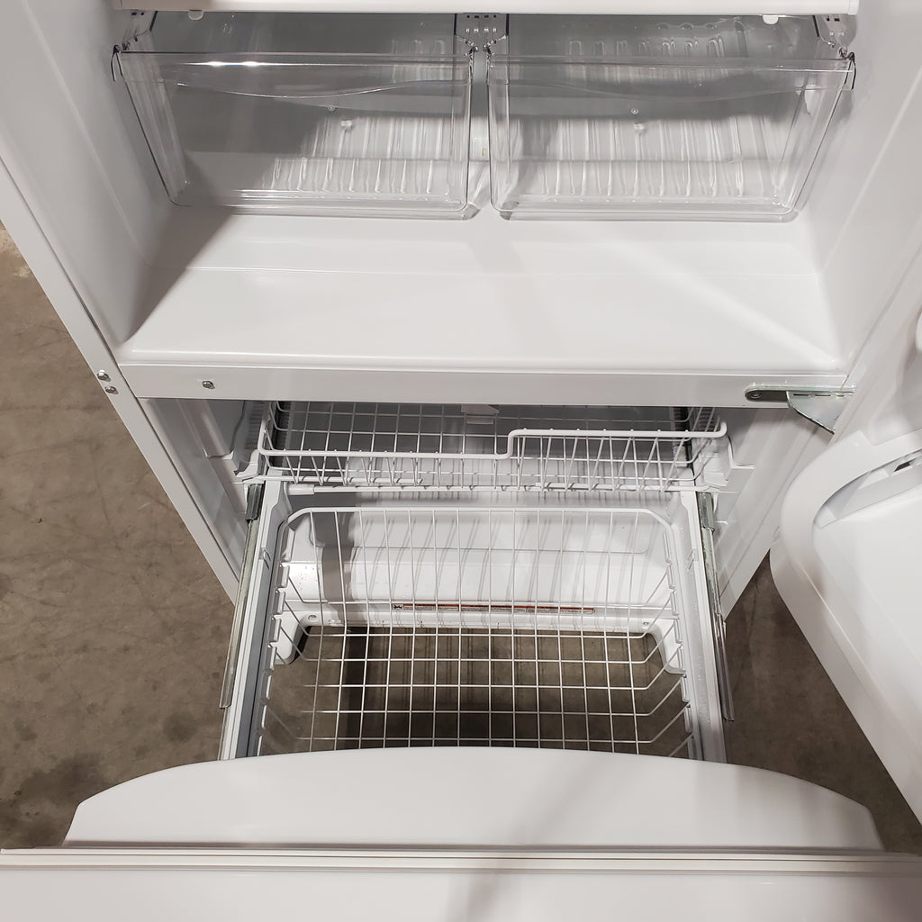 Pictures of Whirlpool 18.7 cu. ft. Bottom Freezer Refrigerator in White 22131SD114 - WRB329DMBW - Scratch & Dent (Minor) - Neu Appliance Outlet - Discount Appliance Outlet in Austin, Tx
