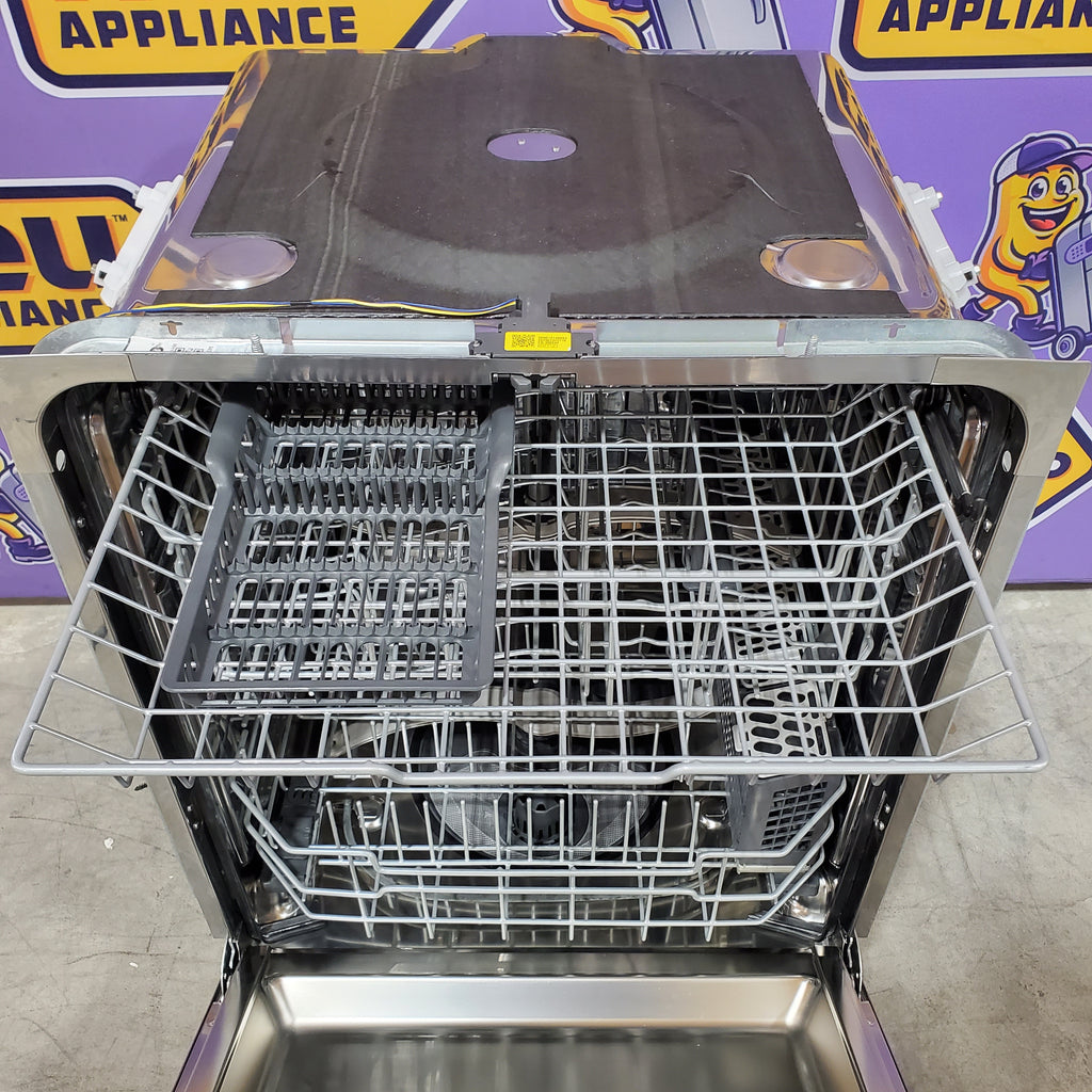 Pictures of GE® ENERGY STAR® Fingerprint Resistant Front Control with Stainless Steel Interior Dishwasher with Sanitize Cycle 25134SD477 - GDF670SYVFS - Open Box - Neu Appliance Outlet - Discount Appliance Outlet in Austin, Tx