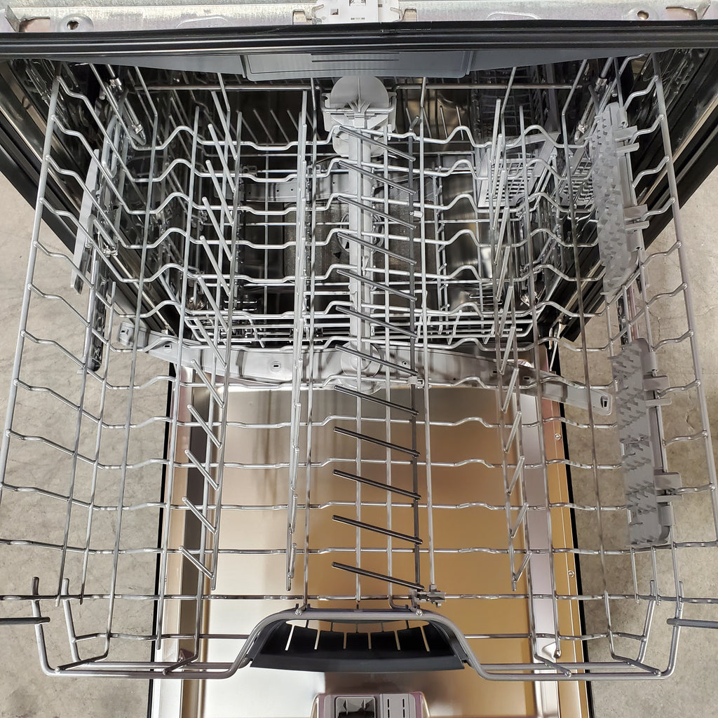 Pictures of Bosch Black 300 Series Dishwasher with 3rd Rack and Wi-Fi Enabled Home Connect 251315SD1140 - SHE53C86N - Scratch & Dent (Moderate) - Neu Appliance Outlet - Discount Appliance Outlet in Austin, Tx