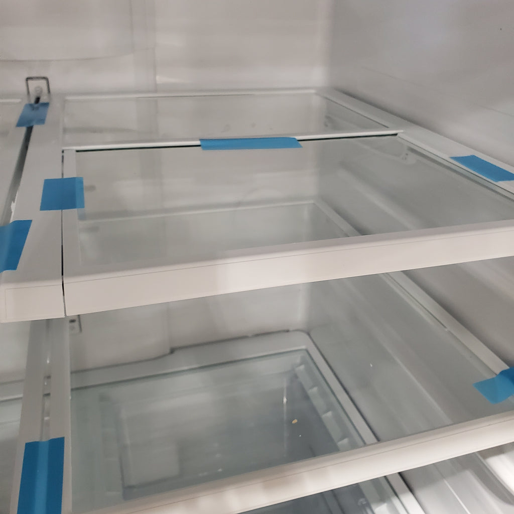 GE® ENERGY STAR® 23.6 Cu. Ft. French-Door Refrigerator 25SD032 - GFE24JYKFS - Scratch & Dent (Minor)