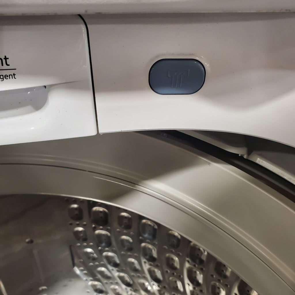 Pictures of Samsung White Top Load 5.4 Cu. Ft. Washer with Active Water Jet WA50R5200AW/US - Certified Refurbished and Samsung White 7.4 cu. ft. Electric Dryer in White with Steam Sanitize+ DVE54R7200W/A3 - Certified Refurbished - Neu Appliance Outlet - Discount Appliance Outlet in Austin, Tx