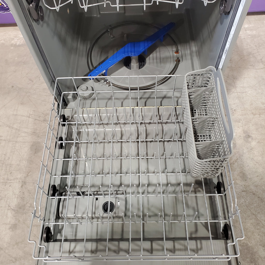 Pictures of Frigidaire 24 in. 55 dBA Front Control Built-In Tall Tub Dishwasher in Stainless Steel with 3-Cycle FFCD2413US - Scratch & Dent (Moderate) - Neu Appliance Outlet - Discount Appliance Outlet in Austin, Tx