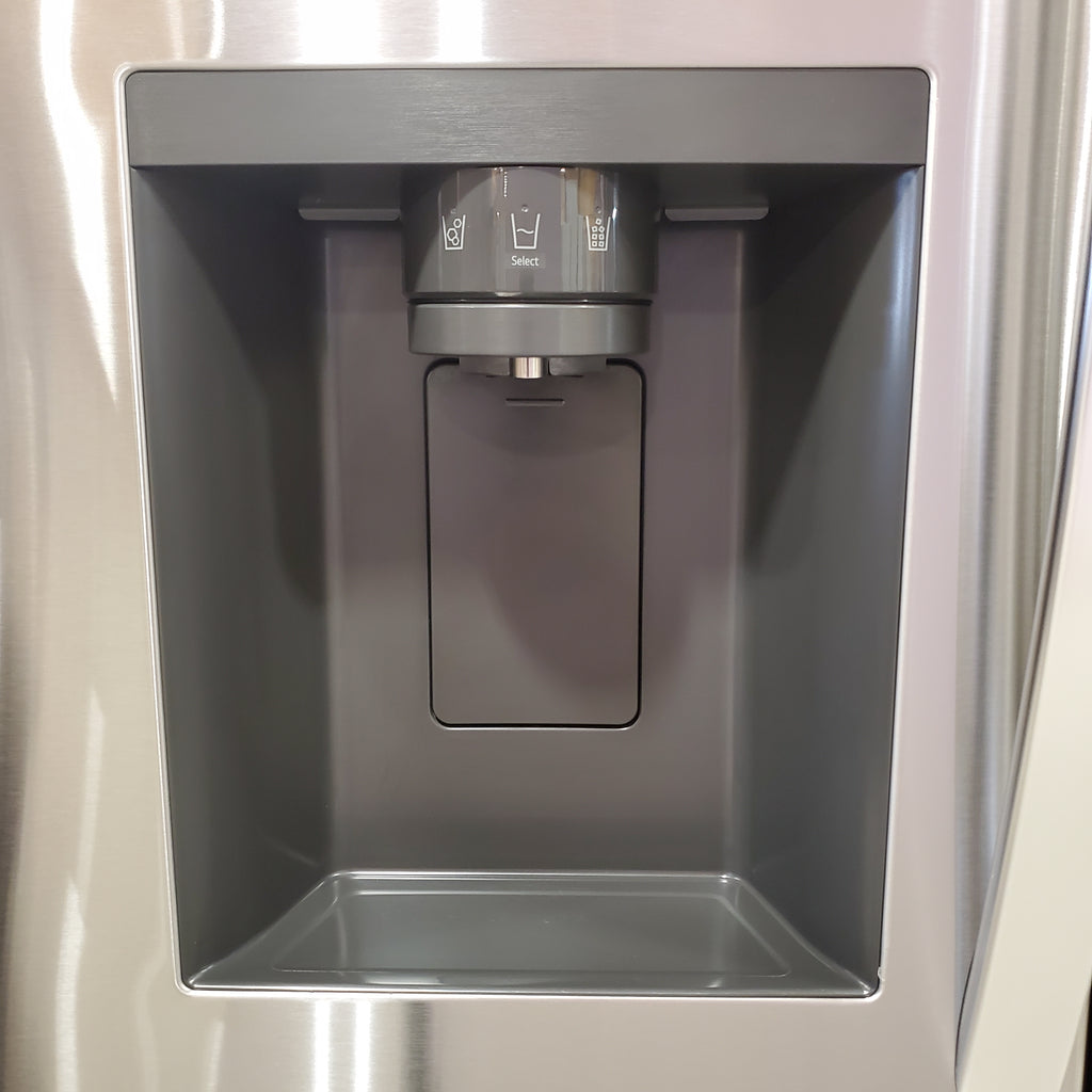 Pictures of LG 26 cu ft ENERGY STAR Counter-Depth Smart French Door Refrigerator in Fingerprint Resistant Stainless Steel with Dual Ice Maker 251312SD974 - LRFXC2606S - Scratch & Dent (Minor) - Neu Appliance Outlet - Discount Appliance Outlet in Austin, Tx