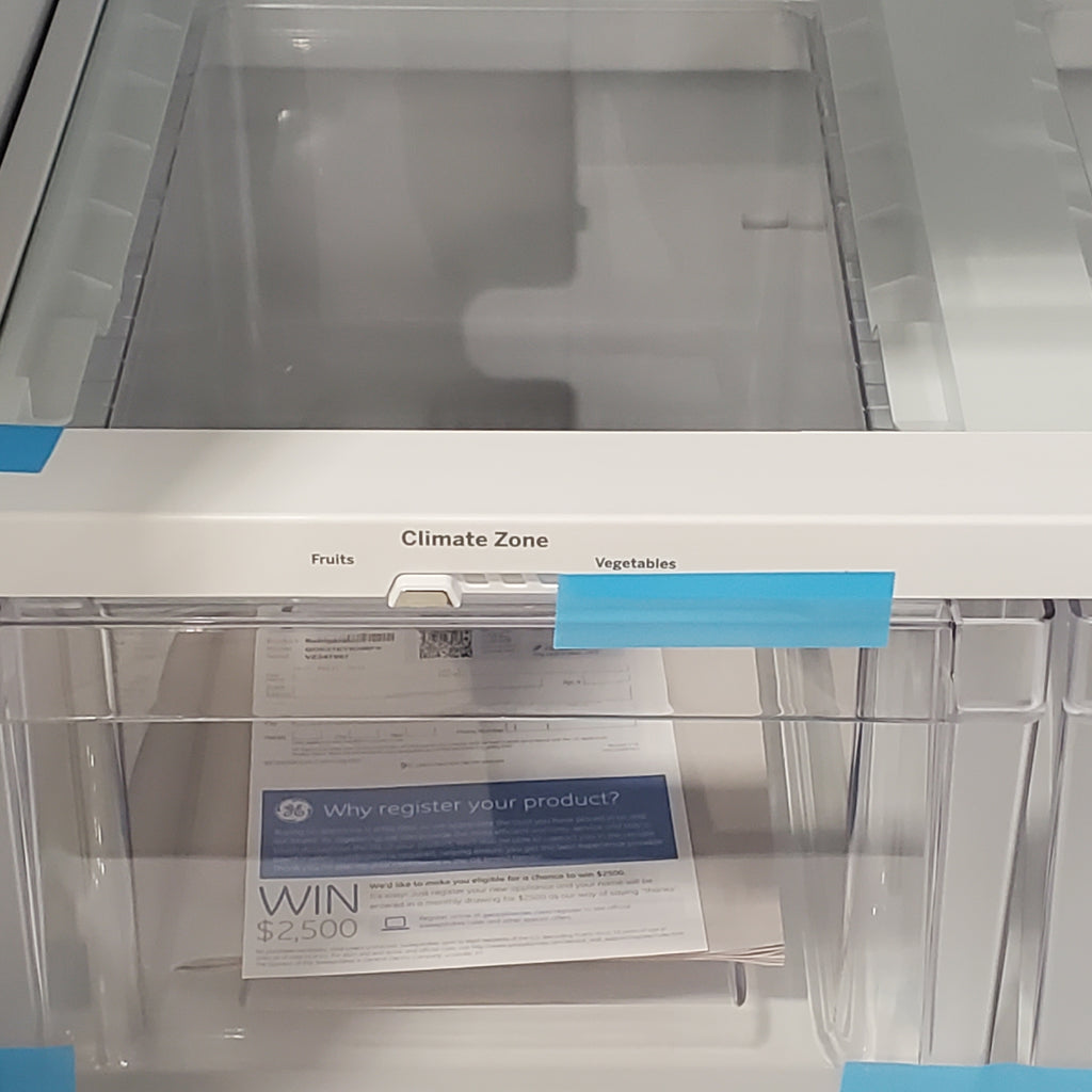Pictures of 30" Wide GE® Fingerprint Resistant Stainless ENERGY STAR® 21.0 Cu. Ft. Bottom-Freezer Refrigerator with Ice Maker GDE21EYKFS - Open Box - Neu Appliance Outlet - Discount Appliance Outlet in Austin, Tx