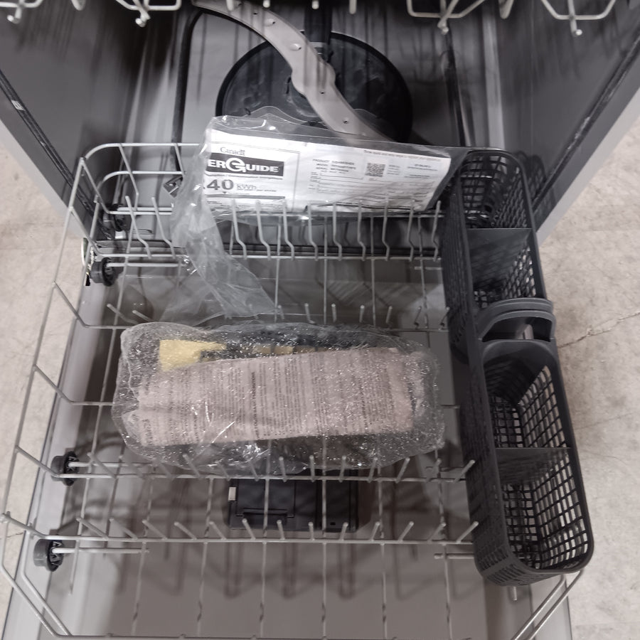 GE® ENERGY STAR® Top Control with Plastic Interior Dishwasher with Sanitize Cycle & Dry Boost 22132SD152 - GDT535PYVFS - Scratch & Dent (Major)