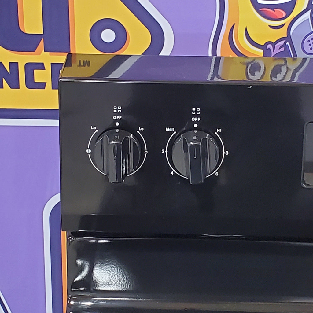 Whirlpool 30-inch Electric Range with Steam Clean WFES3330RB - Scratch & Dent (MInor)