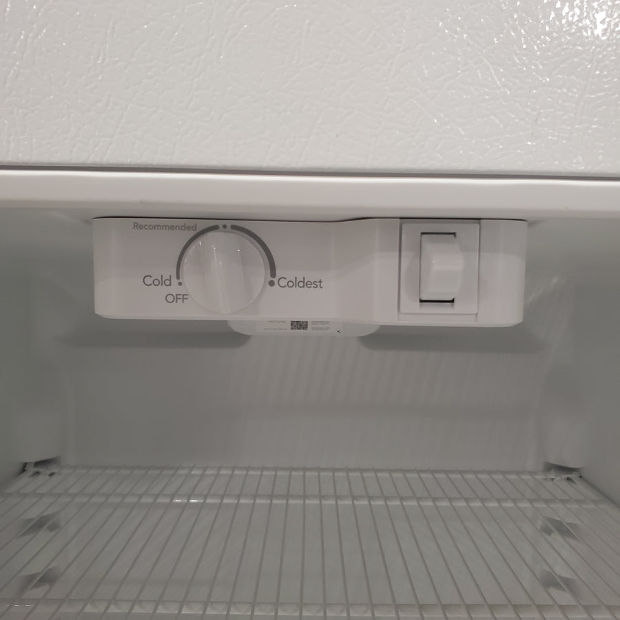 Frigidaire 30" Wide Garage Ready Top Freezer 18 Cu. Ft. Refrigerator with EvenTemp Cooling System and Spacious Interior Storage in White 22133SD209 - FFTR1814WW - Scratch & Dent (Minor)