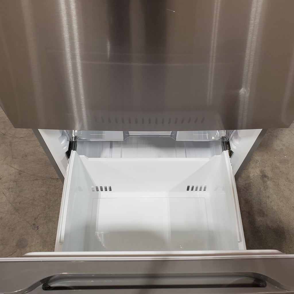 Pictures of Vissani 18.7 cu. ft. Bottom Freezer Refrigerator in Stainless Steel 25139SD781 - MDBF18SS - Scratch & Dent (Major) - Neu Appliance Outlet - Discount Appliance Outlet in Austin, Tx