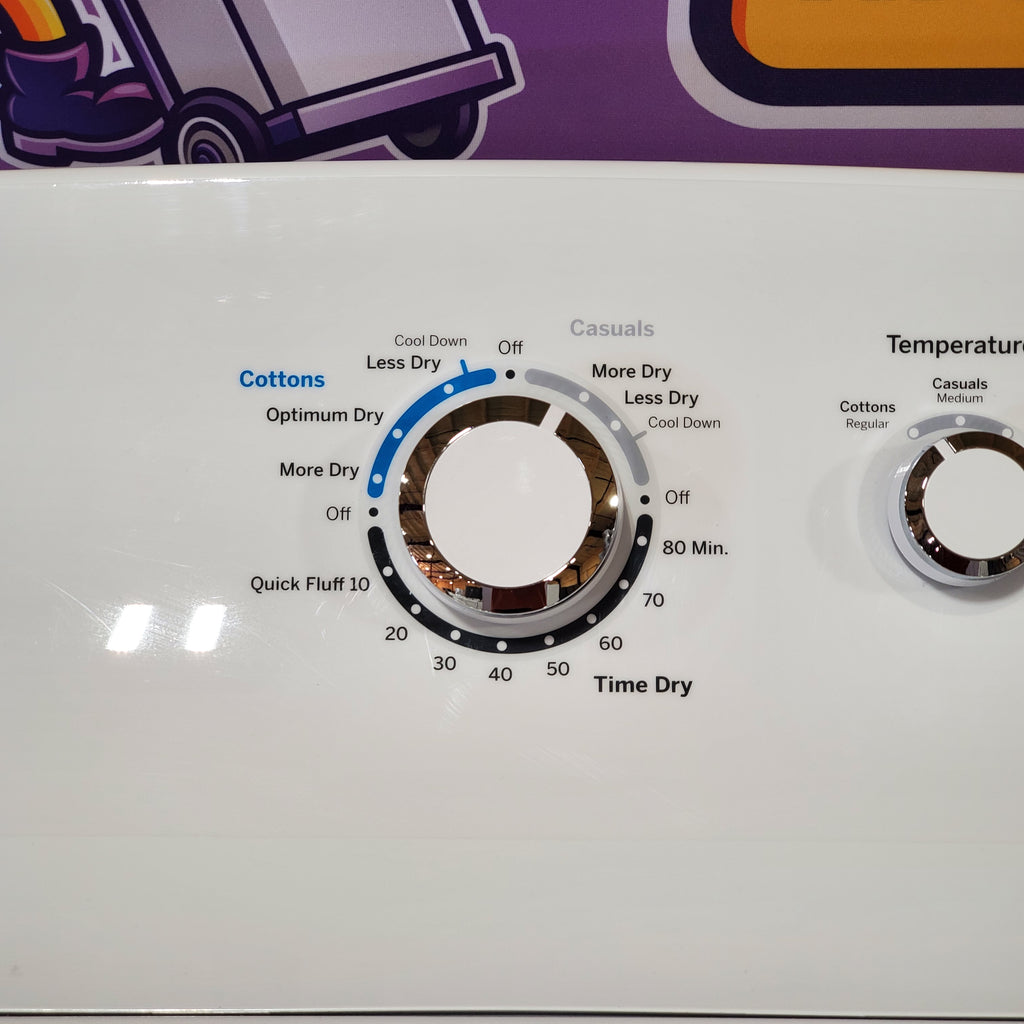 GE 6.2 cu. ft. Capacity Gas Dryer with Up To 120 ft. Venting and Shallow Depth in White GTX33GASKWW - Scratch& Dent (Minor)