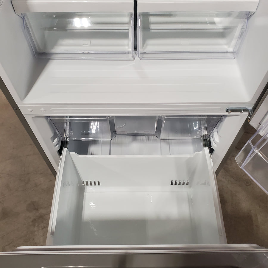 Vissani 18.7 cu. ft. Bottom Freezer Refrigerator in Stainless Steel 251312SD992 - MDBF18SS - Scratch & Dent (Moderate)