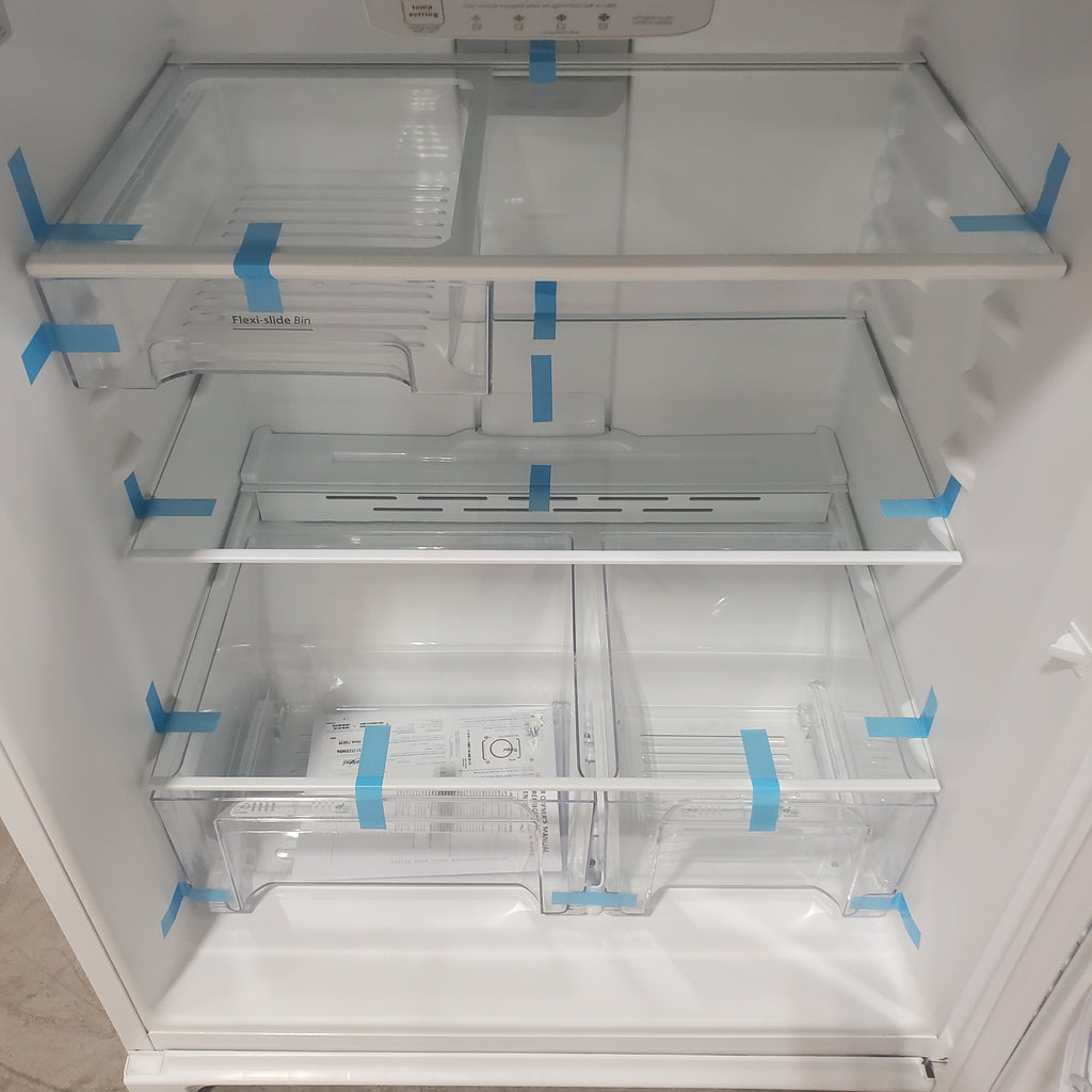 Whirlpool 33" Wide Top Freezer 20.5 cu ft Refrigerator with Ice Maker and Frameless Glass Shelves and Flexi-Slide Bin WRT311FZDW - Scratch & Dent (Minor)