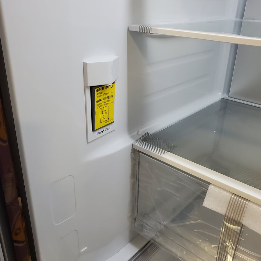 LG 27 cu. ft. Smart Counter-Depth MAX™ French Door Refrigerator with Linear Cooling™ and Internal Water Dispenser LRFLC2706S - New in Box