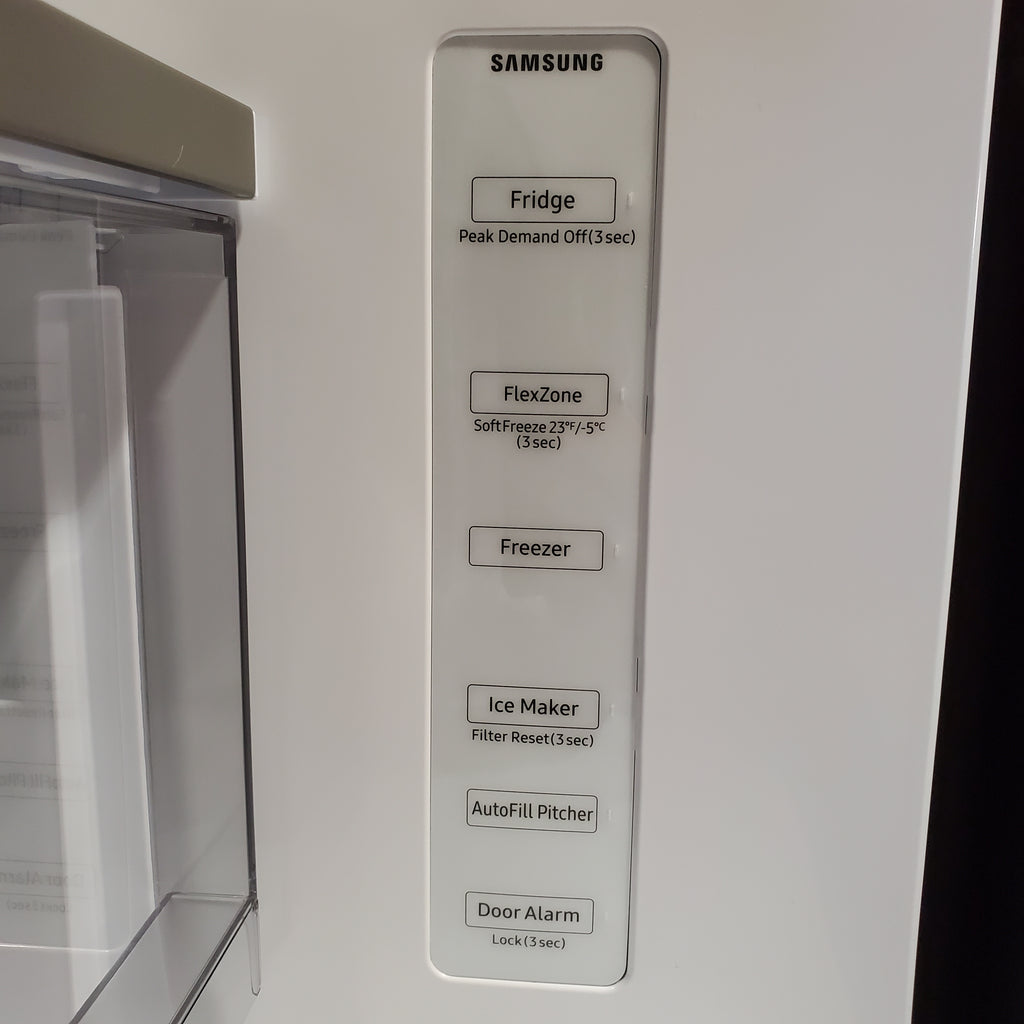 Samsung Bespoke AI 4-Door French Door 30132SD54 - RF23BB860012 - Scratch & Dent (Moderate)