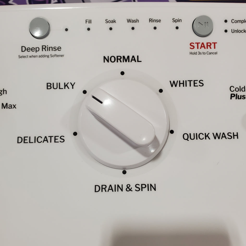 Pictures of Hotpoint® 4.0 cu. ft. Capacity Washer with Cold Plus and Water Level Control HTW265ASWWW - Scratch & Dent (Major) and Hotpoint 6.2 cu. ft. Capacity Electric Dryer with Up To 120 ft. Venting and Shallow Depth 16178 - HTX26EASWWW - Scratch & Dent (Minor) - Neu Appliance Outlet - Discount Appliance Outlet in Austin, Tx