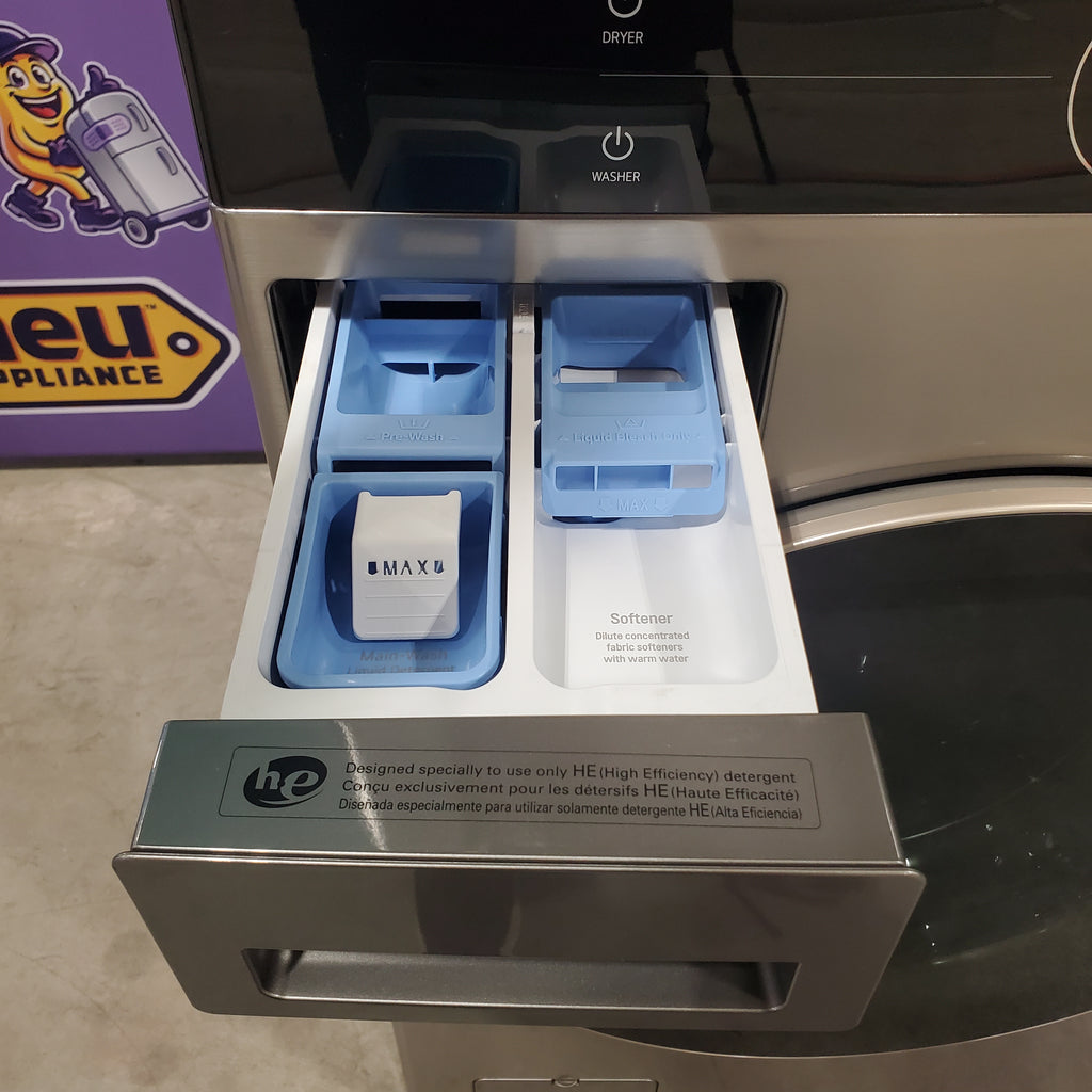 Pictures of LG Single Unit Front Load LG WashTower™ with Center Control™ 4.5 cu. ft. Washer and 7.4 cu. ft. Electric Dryer - Scratch and Dent (Minor) - Neu Appliance Outlet - Discount Appliance Outlet in Austin, Tx