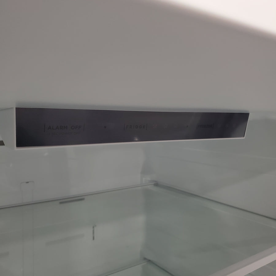 Vissani 18.7 cu. ft. Bottom Freezer Refrigerator in Stainless Steel 251312SD1025 - MDBF18SS - Scratch & Dent (Moderate)