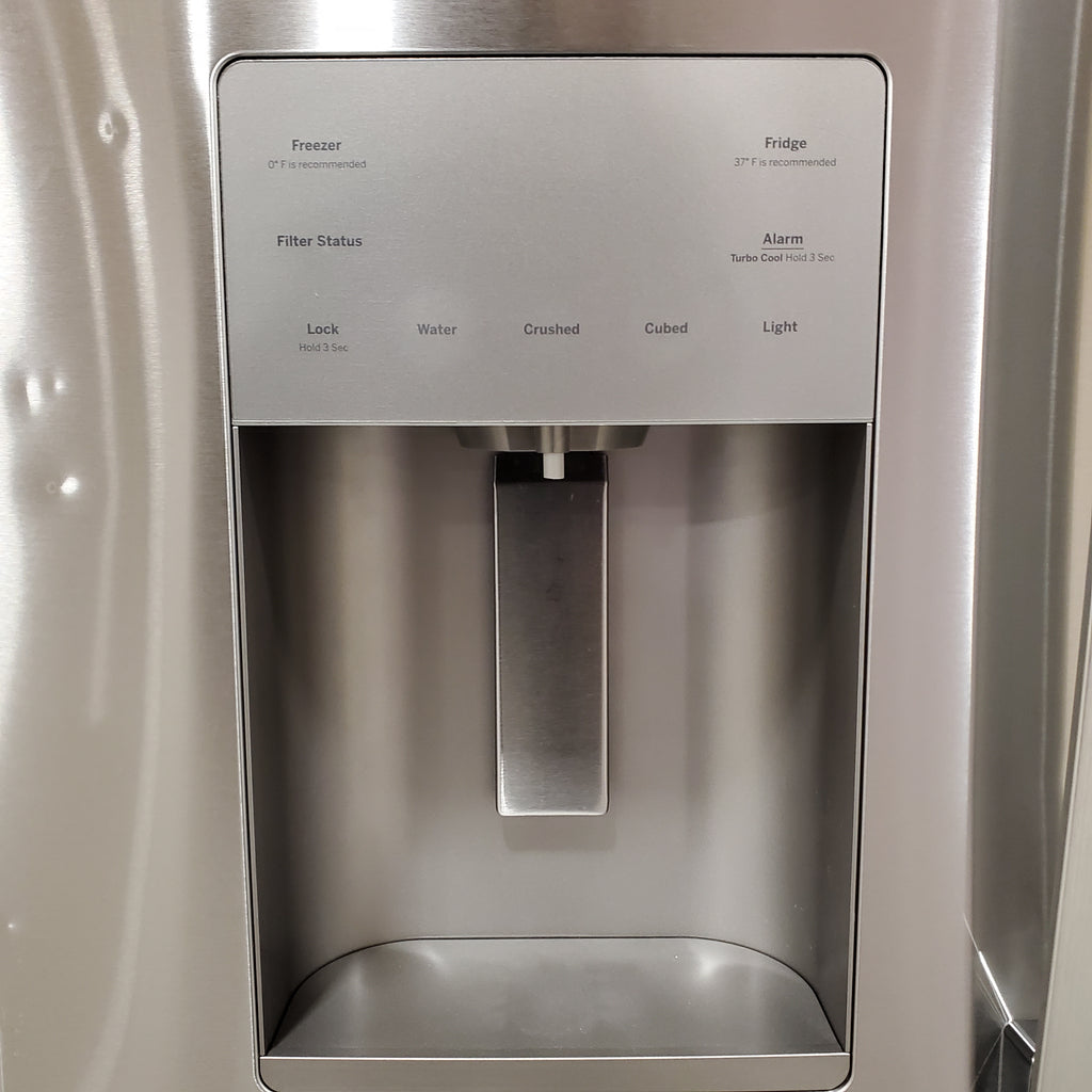 Pictures of GE Energy Star 3 Door French Door 27.7 Cu. Ft. Refrigerator with TwinChill Evaporators in Fingerprint Resistant Stainless Steel 31134SD217 - GFE28GYNFS - Scratch & Dent (Major) - Neu Appliance Outlet - Discount Appliance Outlet in Austin, Tx