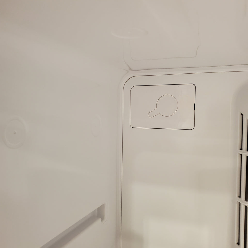 Frigidaire Top Freezer 18 Cu. Ft. Capacity Refrigerator with Spacious Interior Storage and Bright LED Lighting in White FFHT1822UW - Scratch and Dent (Major)