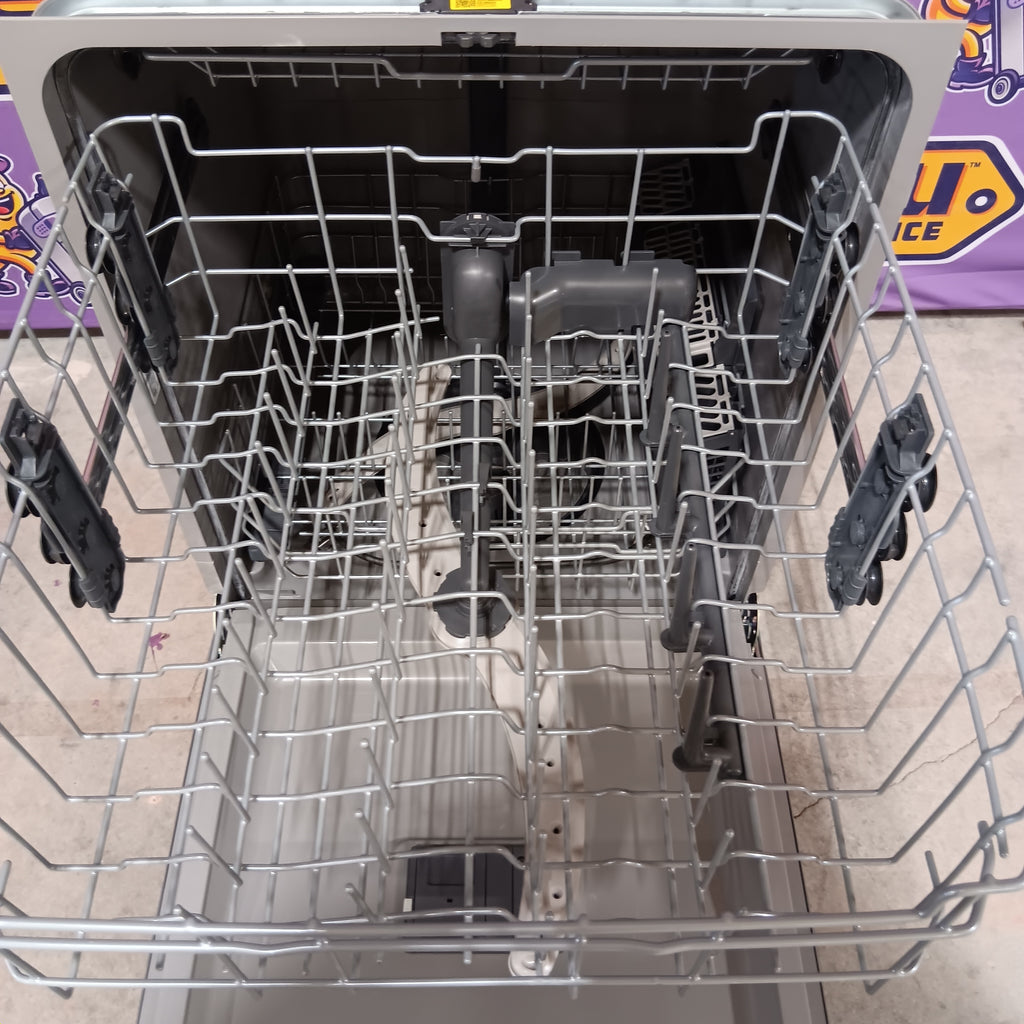 Pictures of GE® ENERGY STAR® Top Control with Plastic Interior Dishwasher with Sanitize Cycle & Dry Boost GDP630PYRFS - New in Box - Neu Appliance Outlet - Discount Appliance Outlet in Austin, Tx
