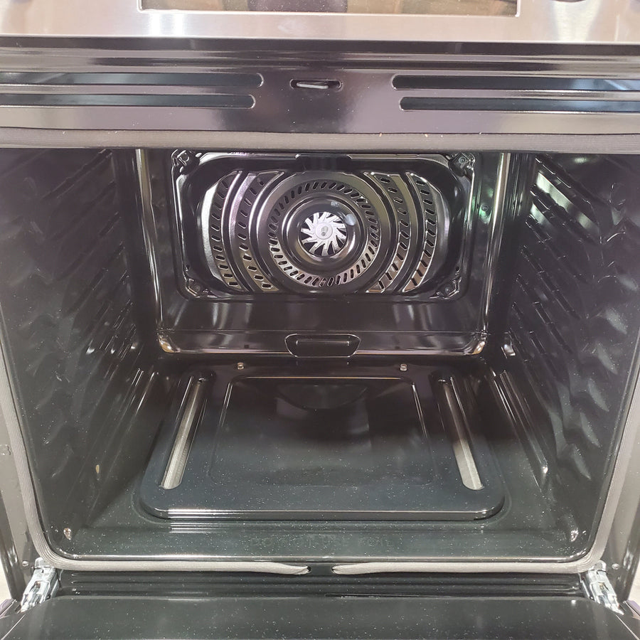 Frigidaire Gallery Black Stainless Steel Gas 30 Inch 6 Cu. Ft. Range with 15+ Ways to Cook 20531SD483 - GCFG3060BD - Scratch and Dent (Minor)