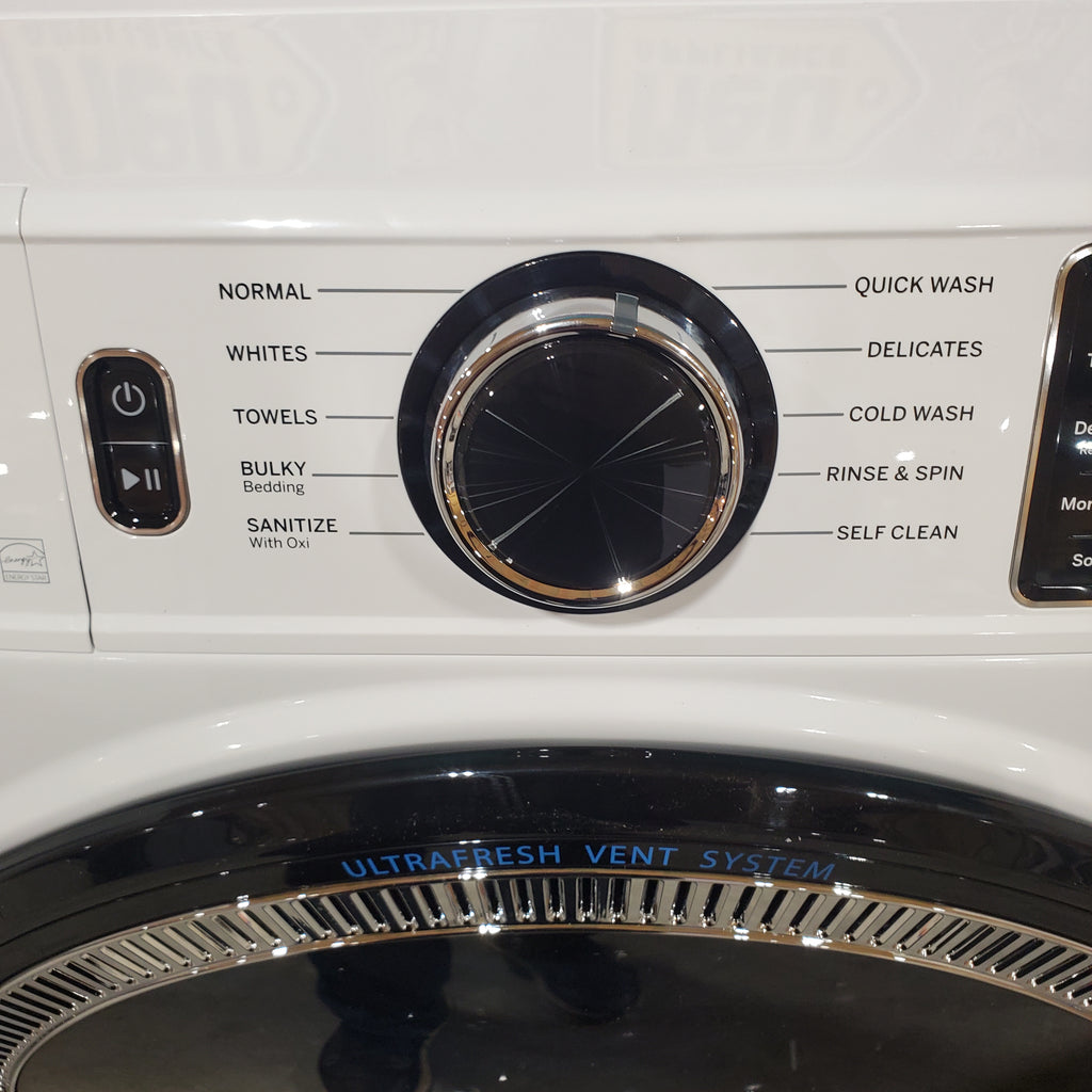 GE ENERGY STAR 4.8 cu. ft. Capacity Smart Front Load Washer with UltraFresh Vent System with OdorBlock GFW550SSNWW - New in Box and GE ENERGY STAR 7.8 cu. ft. Smart Frontload Electric Dryer with Sensor Dry 15021 - GFD55ESSNWW - New in Box