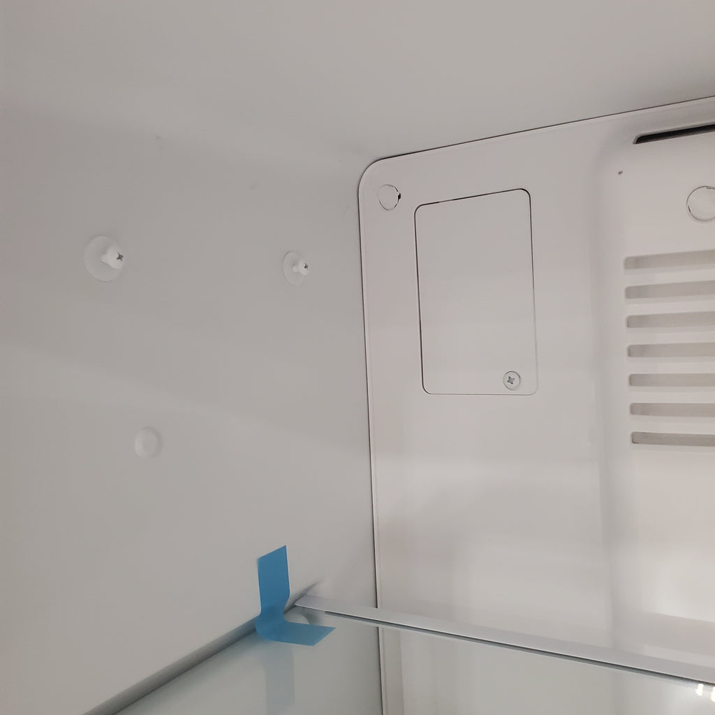 Pictures of Whirlpool Monochromatic Stainless Steel 18 cu ft 30" Wide ENERGY STAR Top-Freezer Refrigerator with Clear, Humidity Controlled Crispers WRT148FZDM - Scratch & Dent - Minor - Neu Appliance Outlet - Discount Appliance Outlet in Austin, Tx
