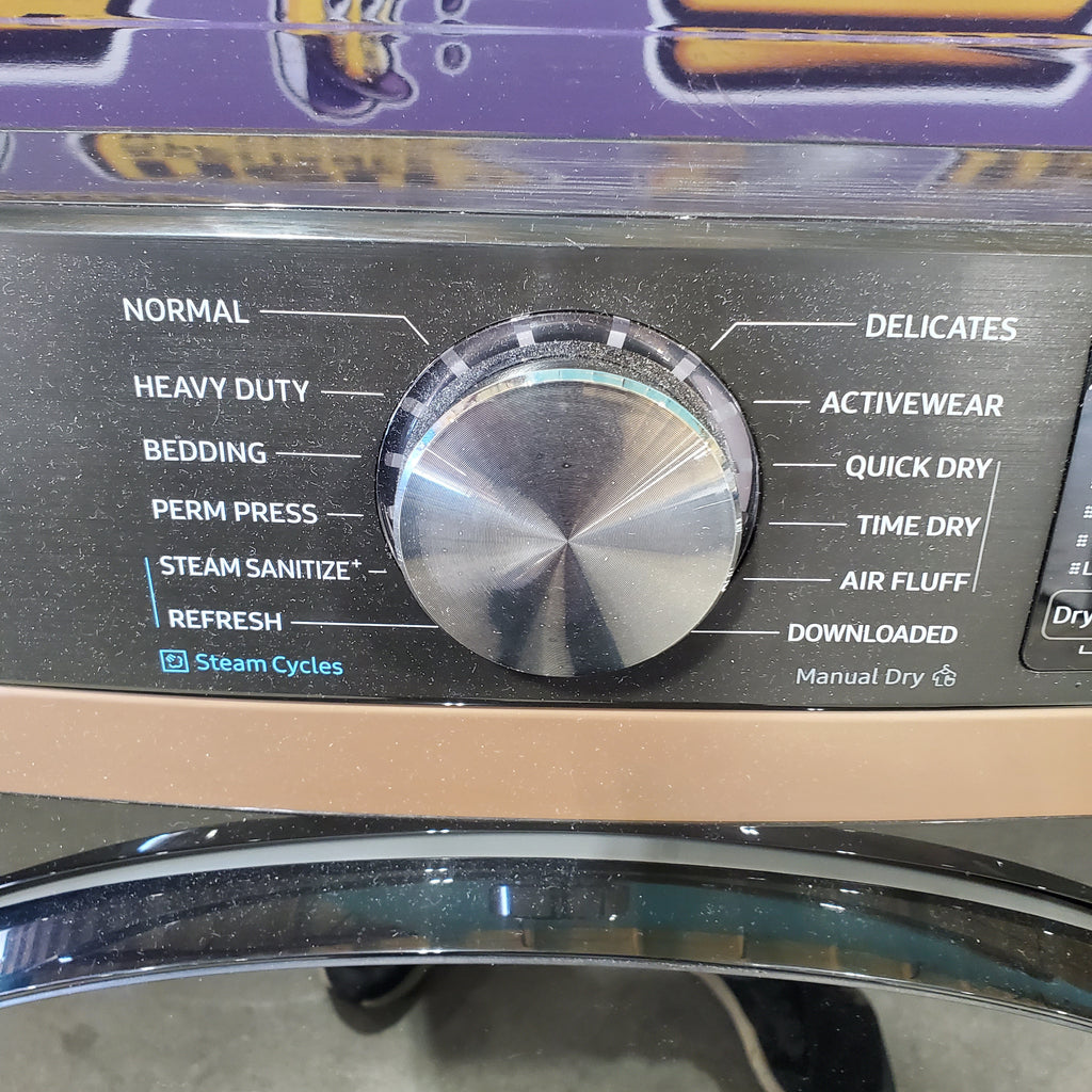 Pictures of Fingerprint Resistant Black Stainless Steel ENERGY STAR Samsung 7.5 cu. ft. Frontload Gas Dryer with Steam- Scratch & Dent - Moderate - Neu Appliance Outlet - Discount Appliance Outlet in Austin, Tx