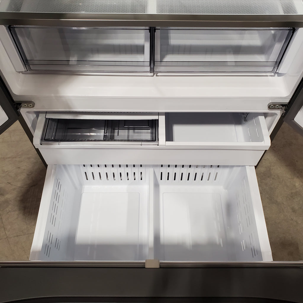Pictures of Samsung Bespoke Stainless Steel 3 Door French Door 30 Cu. Ft. Refrigerator with EZ Open Handle and Dual Ice Makers 22134SD235 - RF30BB6200QL - Scratch and Dent (Major) - Neu Appliance Outlet - Discount Appliance Outlet in Austin, Tx