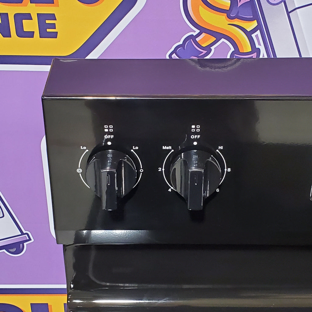 Whirlpool 4 Burner Element Freestanding Electric Range with No Preheat Mode in Black 5SD183 - WFES3030RB - Scratch & Dent (Minor)