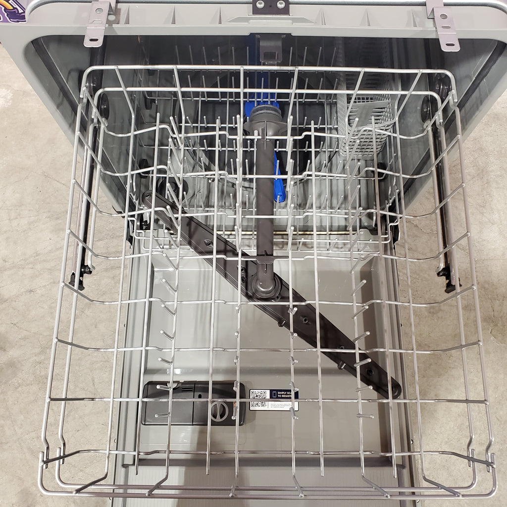 Pictures of Frigidaire 24 In. in. Front Control Built-In Tall Tub Dishwasher in White with 3-Cycles, 55 dBA 20534SD696 - FFCD2413UW - Scratch & Dent (Moderate) - Neu Appliance Outlet - Discount Appliance Outlet in Austin, Tx