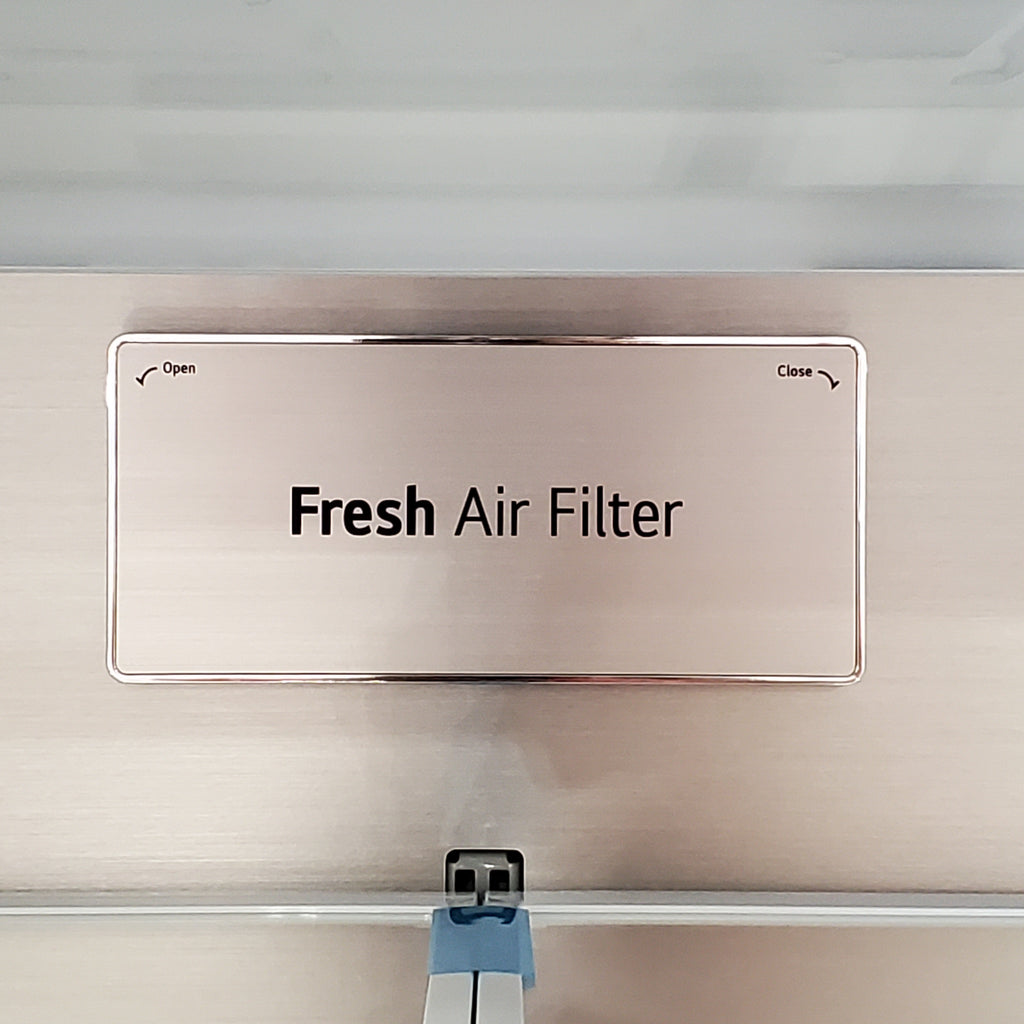 Pictures of LG 27 cu. ft. Smart Counter-Depth MAX™ French Door Refrigerator with Linear Cooling™ and Internal Water Dispenser LRFLC2706S - Scratch & Dent (Minor) - Neu Appliance Outlet - Discount Appliance Outlet in Austin, Tx