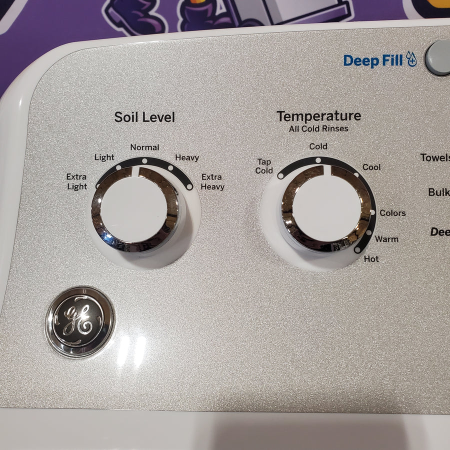 GE White Top Load 4.4 Cu. Ft. Washer with Stainless Steel Basket GTW490ACJWS - Scratch &Dent (Major) and GE White Electric 7.2 Cu. Ft. Dryer with Aluminized Alloy Drum 16253 - GTD45EASJWS - Scratch & Dent (Moderate)