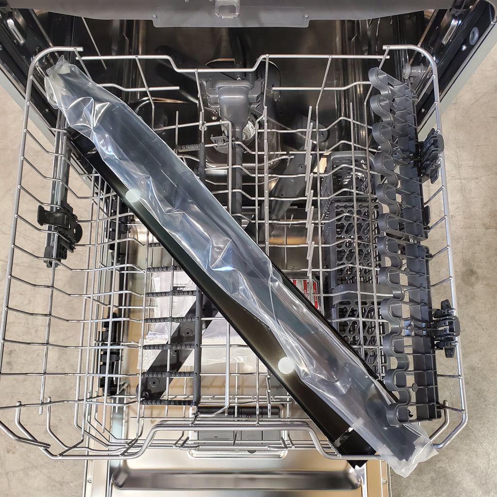 Pictures of Whirlpool 24-in 44dBA Dishwasher Flush in Stainless Steel with Cabinets with 3rd Rack and Top Control WDT550SAPZ - Open Box - Neu Appliance Outlet - Discount Appliance Outlet in Austin, Tx