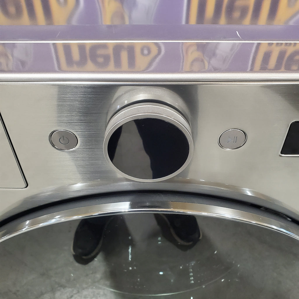 Pictures of LG 4.5 cu. ft. Smart Front Load Washer with TurboWash® 360° and ezDispense® WM5700HVA - Scratch & Dent (MInor) and LG Smart Mega Capacity 7.8 Cu. Ft. Front Load Dryer with Dual Inverter Heat Pump Technology DLHC5502V - Scratch & Dent (Minor) and - Neu Appliance Outlet - Discount Appliance Outlet in Austin, Tx