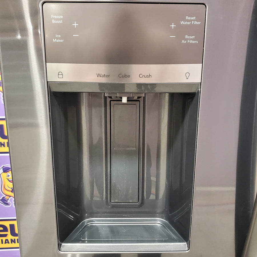 Frigidaire 28 Cu. Ft. Standard-Depth French Door Refrigerator in Black Stainless Steel FRFS2823AD - Scratch & Dent (Moderate)
