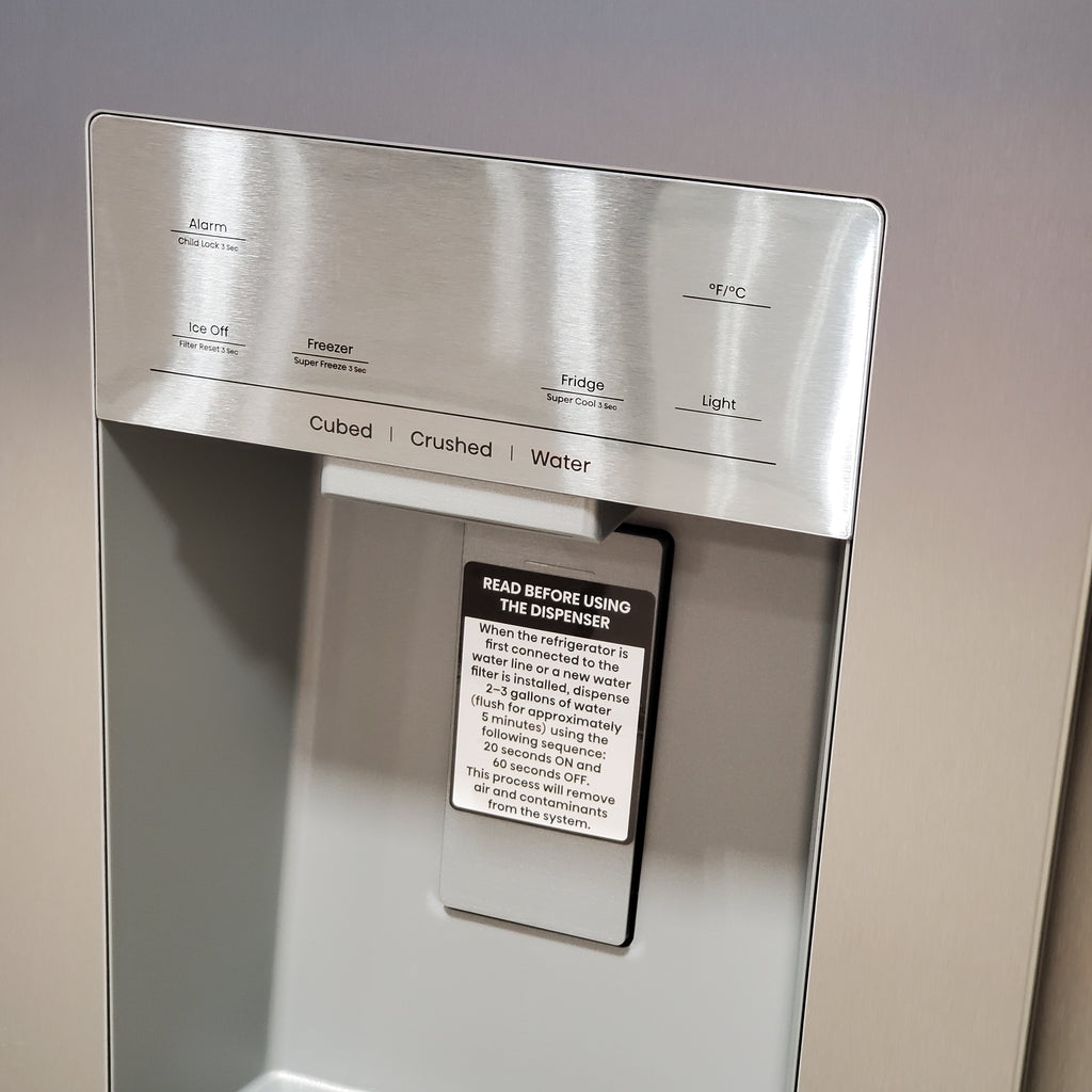 Hisense 29.1 cu. ft. Standard Depth Side by Side Refrigerator Stainless Steel 3SD741 - HRS290P5FSE - Scratch & Dent (Minor)