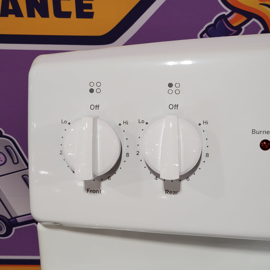 GE 5.0 cu. ft. Freestanding 4 Heating Element Electric Range with Dual Element Baking in White 3SD754 - JB256DMWW - Scratch & Dent (Minor)