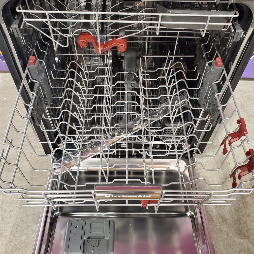 Pictures of KitchenAid 24-in Front Control Built-in Dishwasher with Third Rack, ProWash, ProDry Max , 44-Decibel 30131SD49 - KDFS424S - Scratch & Dent (Minor) - Neu Appliance Outlet - Discount Appliance Outlet in Austin, Tx