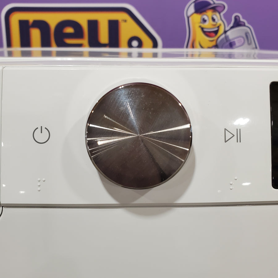 Samsung 24 in. 2.5 cu. ft. Compact Front Load Washer in White with AI Smart Dial and Super Speed Wash 251313SD1072 - WW25B6900AW - Scratch & Dent (Major)