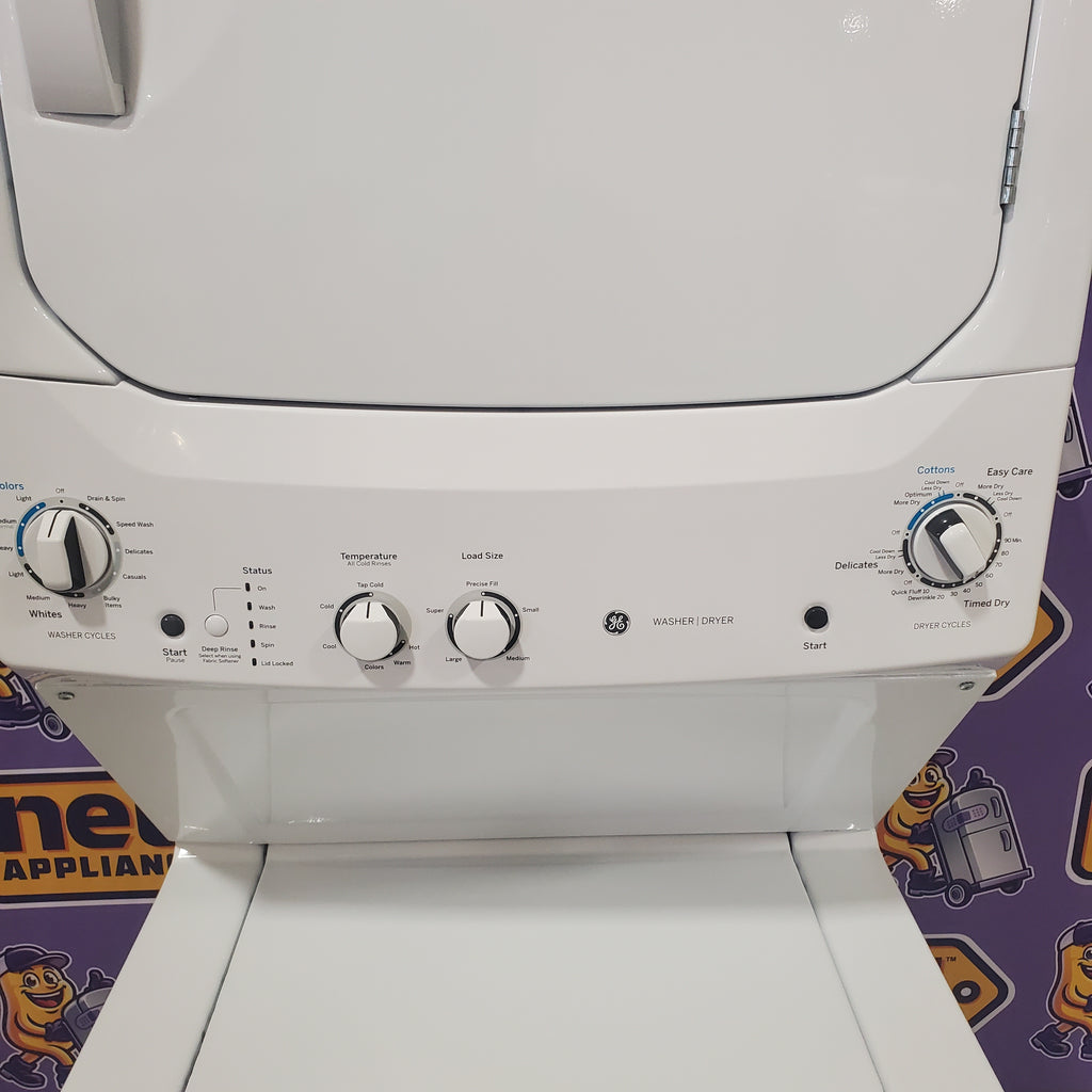 Pictures of GE Unitized Spacemaker® 3.8 cu. ft. Capacity Washer with Stainless Steel Basket and 5.9 cu. ft. Capacity Gas Dryer GUD27GSSMWW - Scratch & Dent - (Minor) - Neu Appliance Outlet - Discount Appliance Outlet in Austin, Tx
