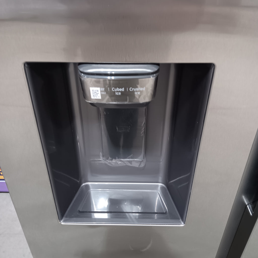 Pictures of Samsung 27.4-cu ft Side-by-Side Refrigerator with Ice Maker in Fingerprint Resistant Stainless Steel 25136SD638 - RS27T5200SR - Scratch & Dent (Moderate) - Neu Appliance Outlet - Discount Appliance Outlet in Austin, Tx