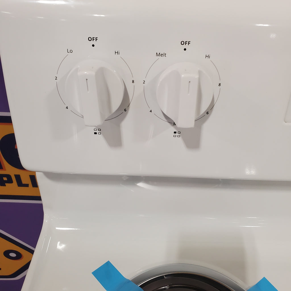 Pictures of Whirlpool 30 in. 4.8 cu. ft. Electric Range in White with Keep Warm Setting WFC315S0JW - Scratch & Dent (Minor) - Neu Appliance Outlet - Discount Appliance Outlet in Austin, Tx
