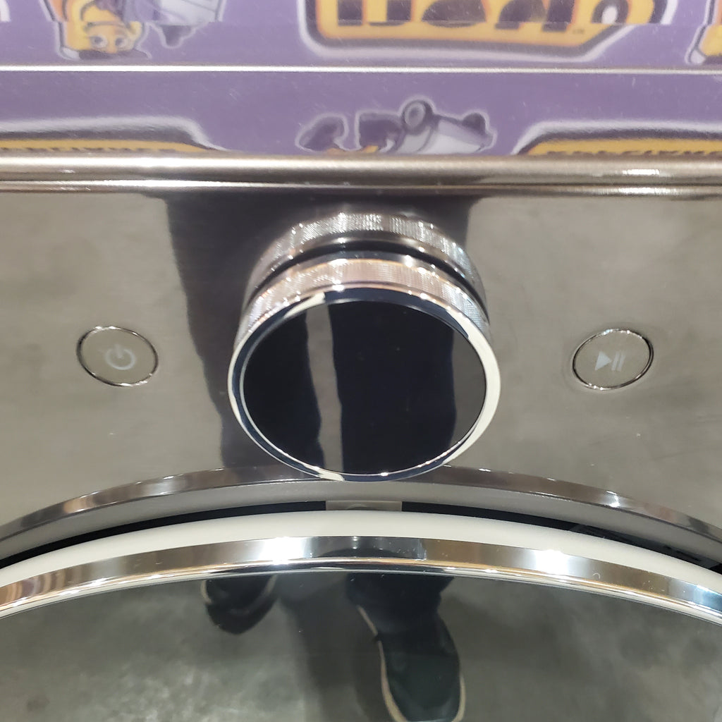 Pictures of LG 4.5 cu. ft. Smart Front Load Washer with TurboWash® 360° and ezDispense® WM5700HVA - Scratch & Dent (MInor) and LG Smart Mega Capacity 7.8 Cu. Ft. Front Load Dryer with Dual Inverter Heat Pump Technology DLHC5502V - Scratch & Dent (Minor) and - Neu Appliance Outlet - Discount Appliance Outlet in Austin, Tx