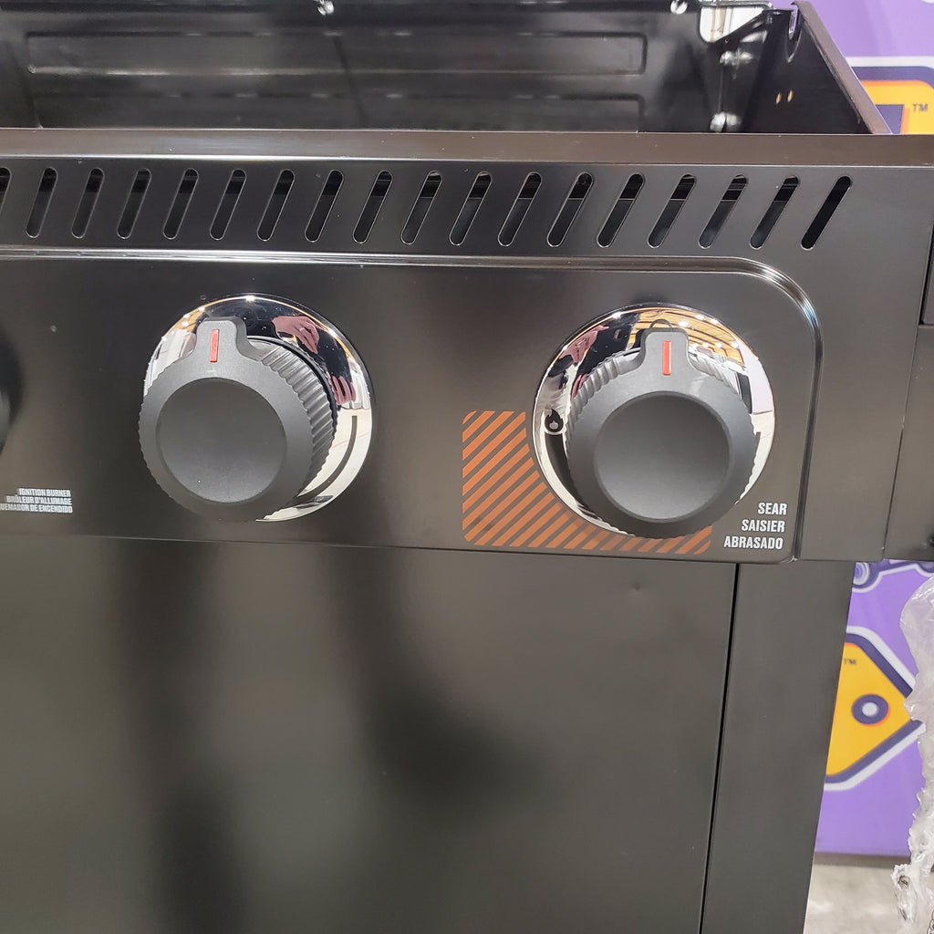Pictures of Charbroil Performance Series™ 4 Burner Cart Gas Grill with Sear Burner in Black Stainless 6SD139 - 463286225 - Scratch & Dent (Minor) - Neu Appliance Outlet - Discount Appliance Outlet in Austin, Tx
