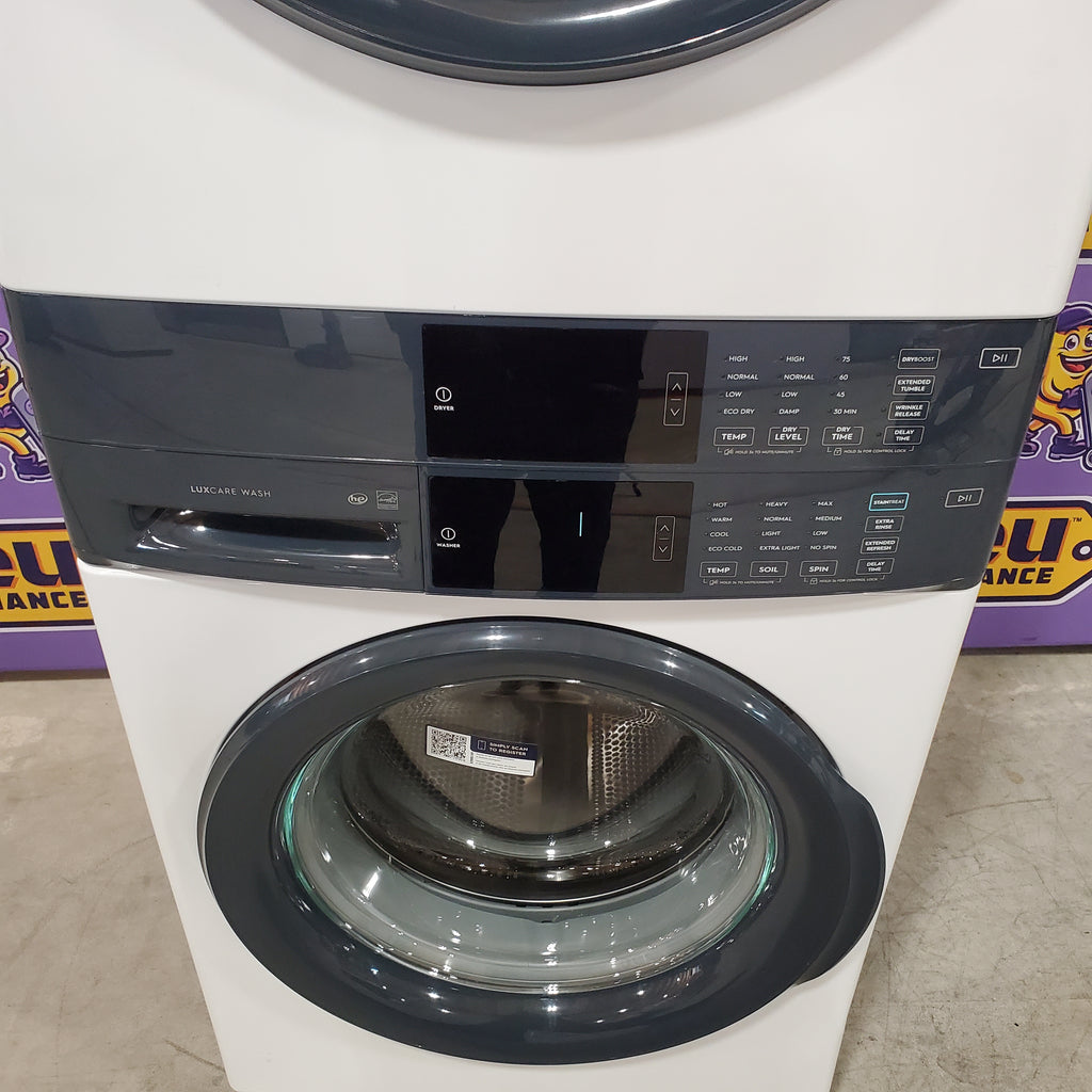 Pictures of Electrolux White 300 Series Laundry Tower Single Unit Washer & Gas Dryer with LuxCare Wash System ELTG7300AW - Scratch & Dent (Minor) - Neu Appliance Outlet - Discount Appliance Outlet in Austin, Tx