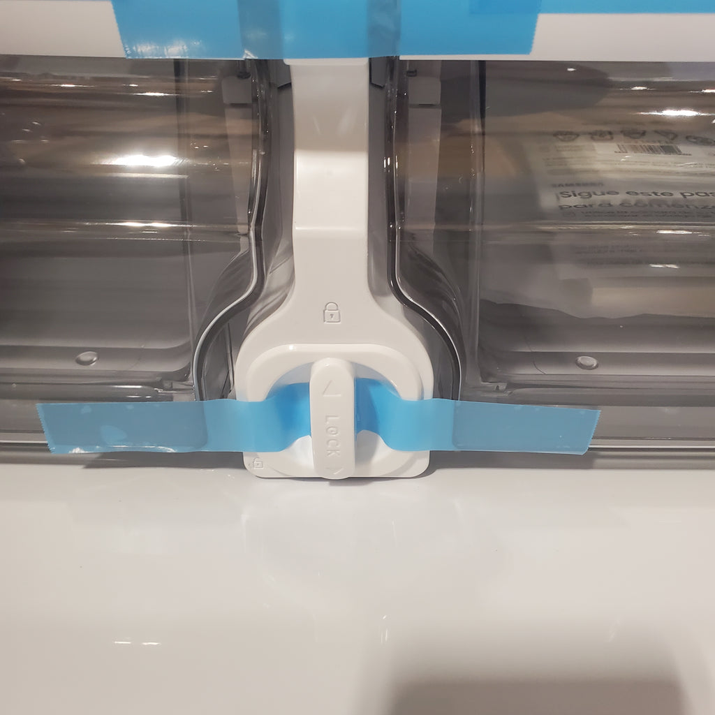 Pictures of Fingerprint-Resistant Stainless Steel ENERGY STAR Samsung 28 cu. ft. 4 Door French Door Refrigerator with FlexZone Drawer RF28R7201SR - Scratch & Dent - Minor - Neu Appliance Outlet - Discount Appliance Outlet in Austin, Tx