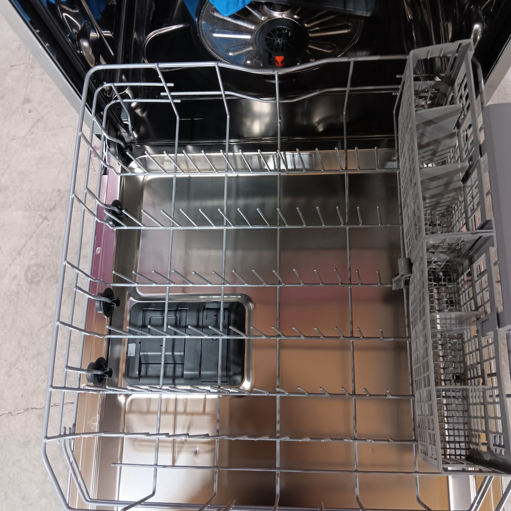 Pictures of Frigidaire Stainless Steel Tub Dishwasher with Third Rack 20131SD183 - FDSH4501AS - Scratch & Dent (Moderate) - Neu Appliance Outlet - Discount Appliance Outlet in Austin, Tx