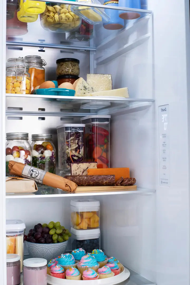 LG ENERGY STAR 27 cu. ft. Side by Side Refrigerator with Edge-to-Edge InstaView in Print Proof Stainless Steel - 22136SD337 - LRSOS2706S - Scratch & Dent (Moderate)