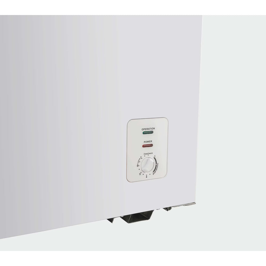 Frigidaire 5-cu ft Garage Ready Chest Freezer - SA625 - EFRF5003 - Scratch & Dent (Minor)